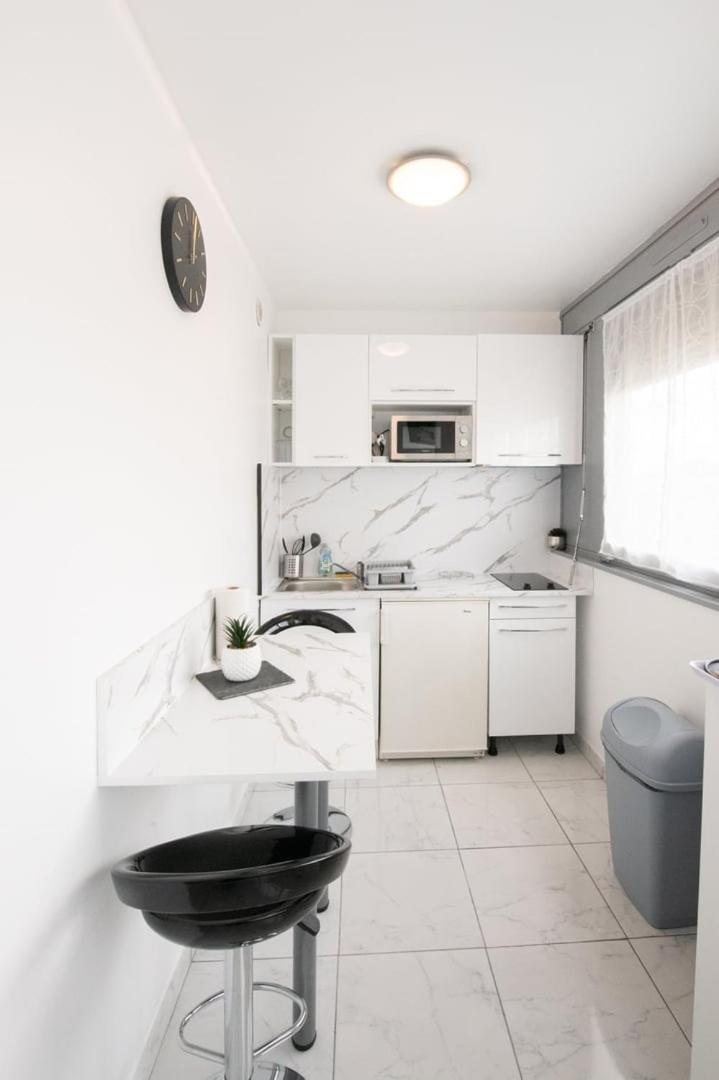 Le Jasseron - Appartement Cosy Avec Garage Quartier Partdieu Lyon Exterior foto